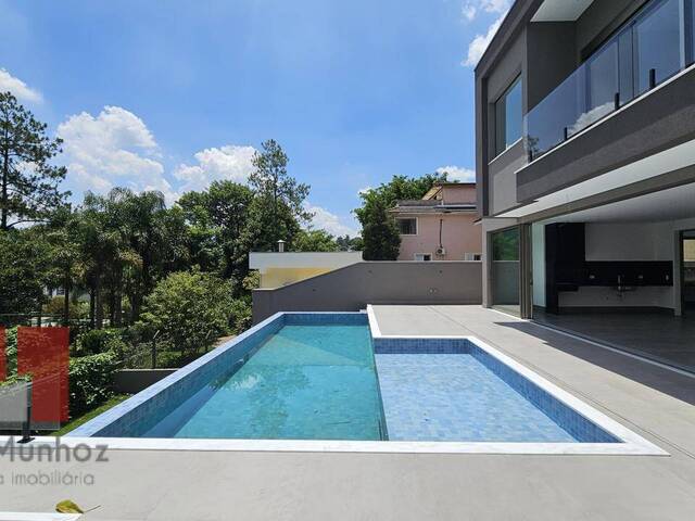 Casa para Venda em Santana de Parnaíba - 5