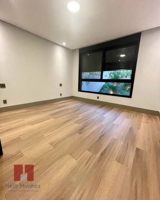 Casa à venda com 4 quartos, 410m² - Foto 33