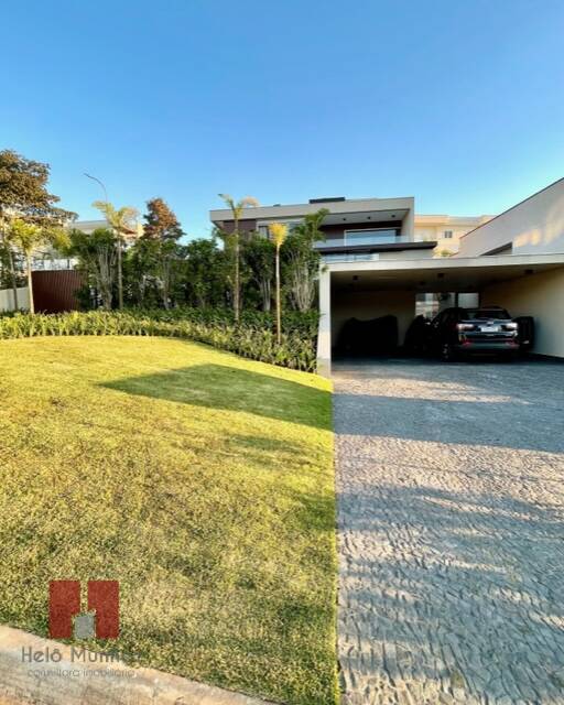 Casa à venda com 4 quartos, 576m² - Foto 4