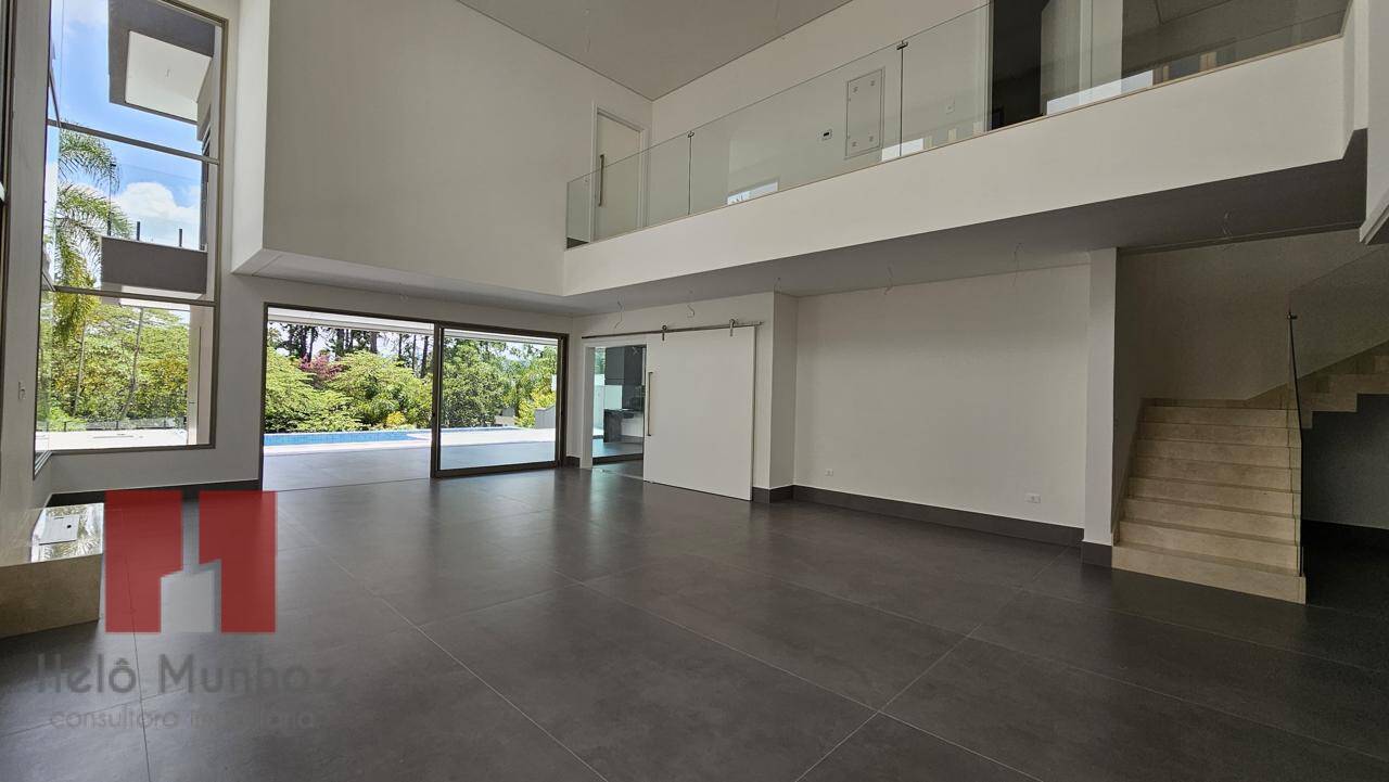 Casa à venda com 4 quartos, 696m² - Foto 3