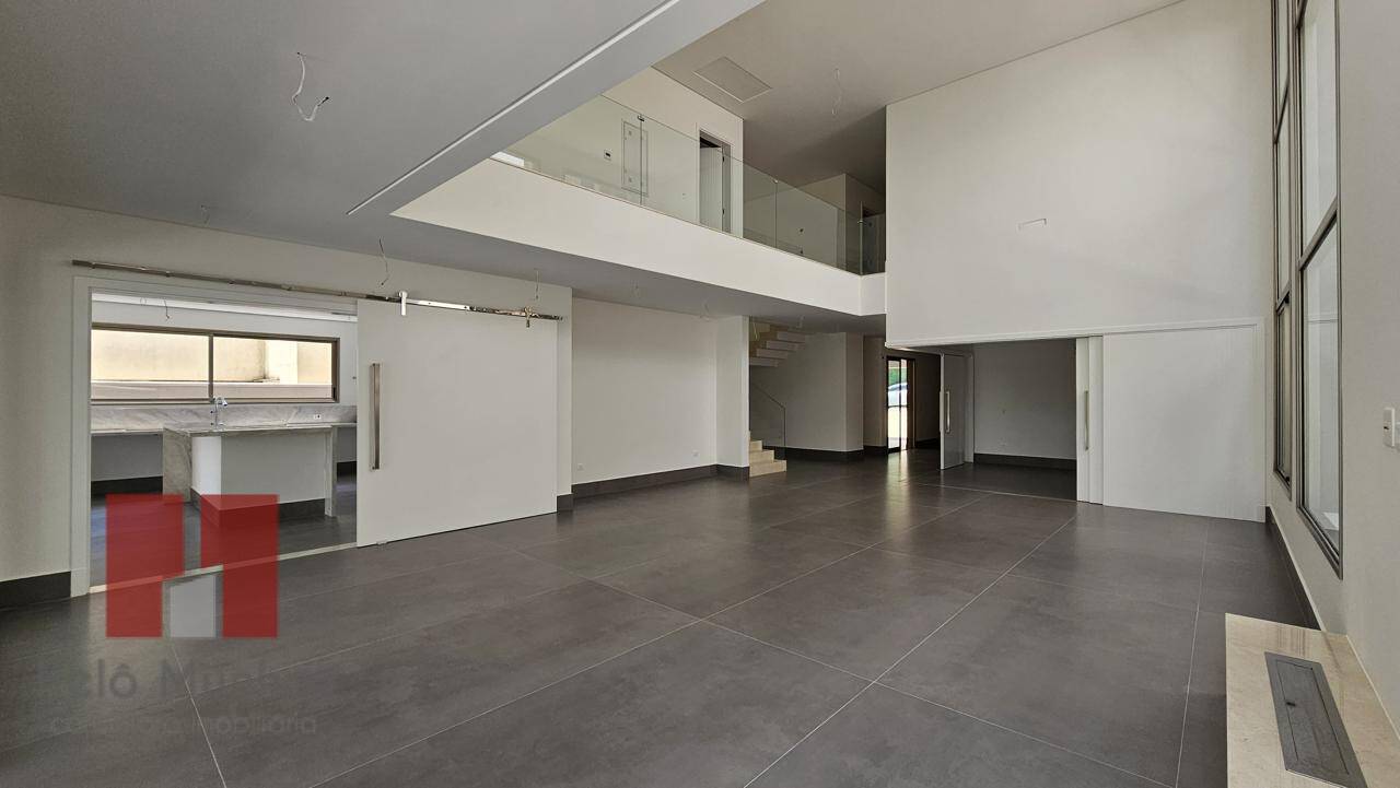 Casa à venda com 4 quartos, 696m² - Foto 9