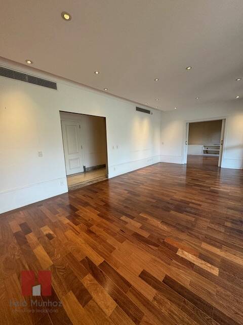 Apartamento à venda com 4 quartos, 317m² - Foto 6