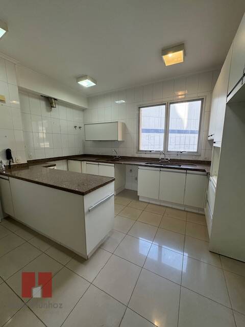 Apartamento à venda com 4 quartos, 317m² - Foto 28