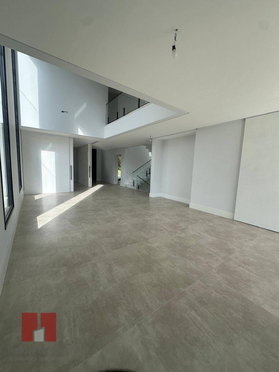 Casa à venda com 4 quartos, 625m² - Foto 5