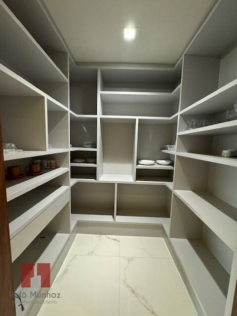 Apartamento para alugar com 3 quartos, 335m² - Foto 36