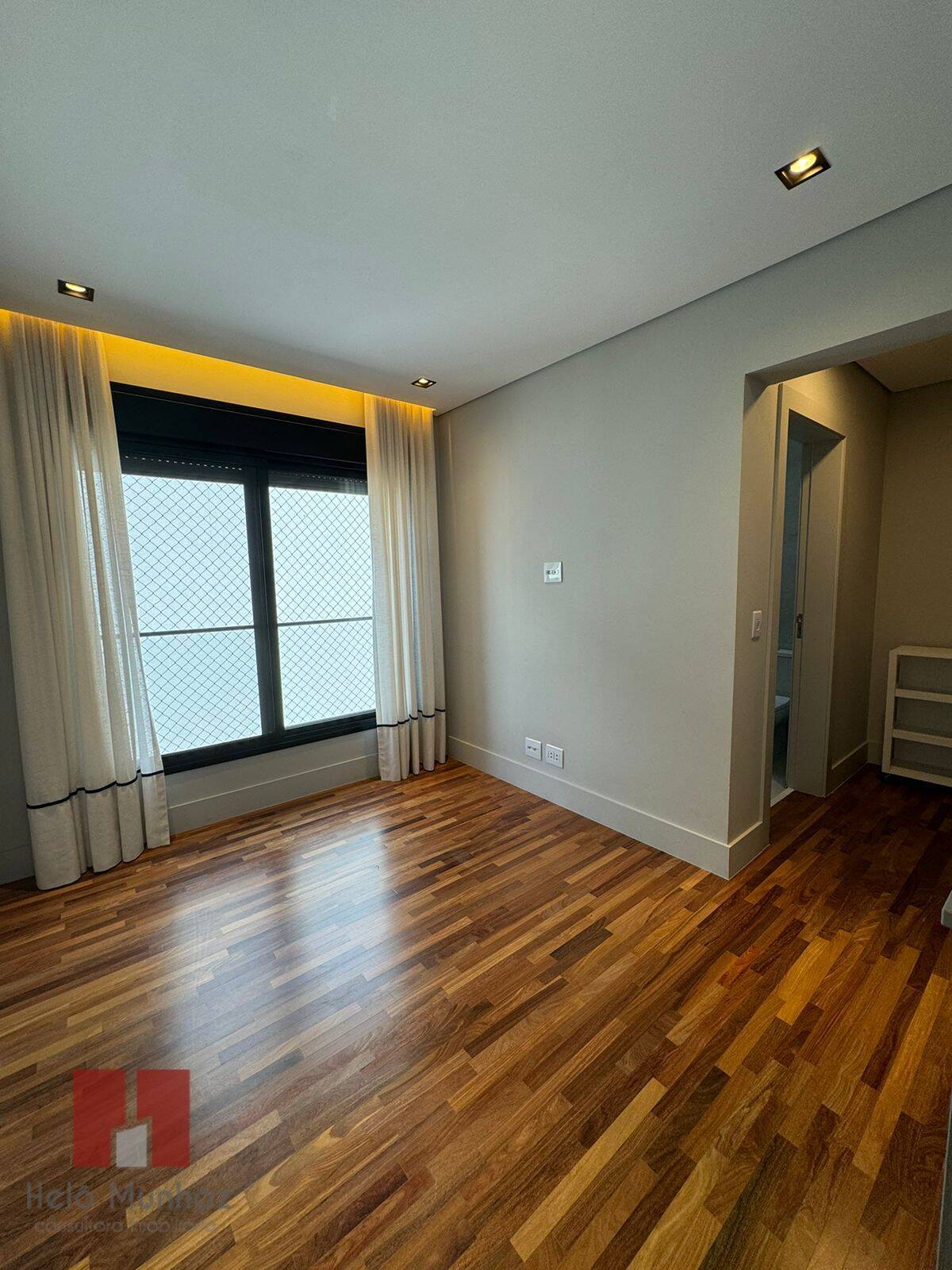 Casa à venda e aluguel com 4 quartos, 390m² - Foto 12