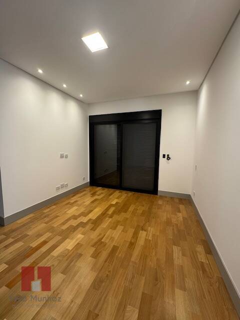 Casa à venda com 4 quartos, 452m² - Foto 21